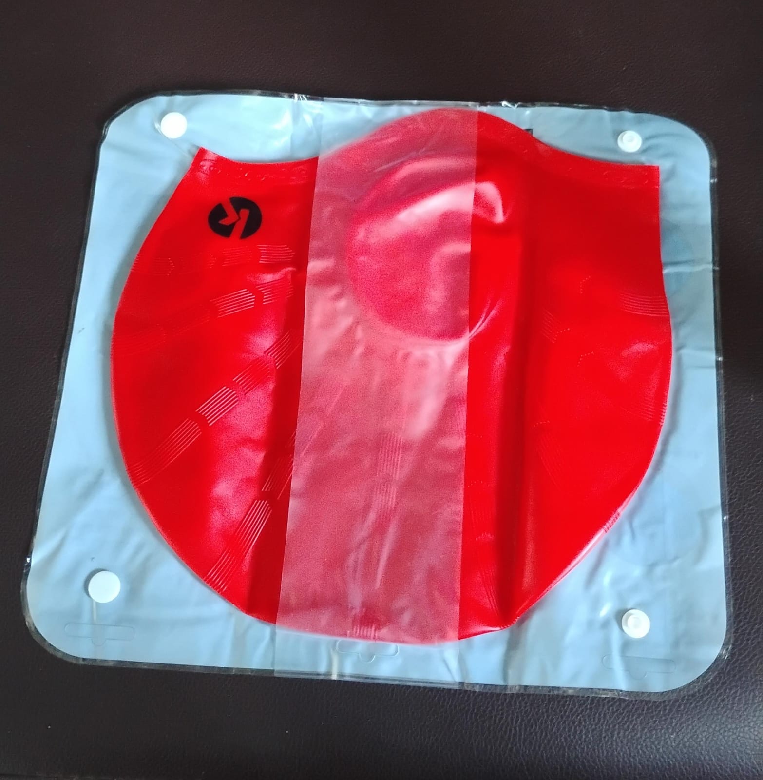 Packaging and branding of Konex silicone swimming cap