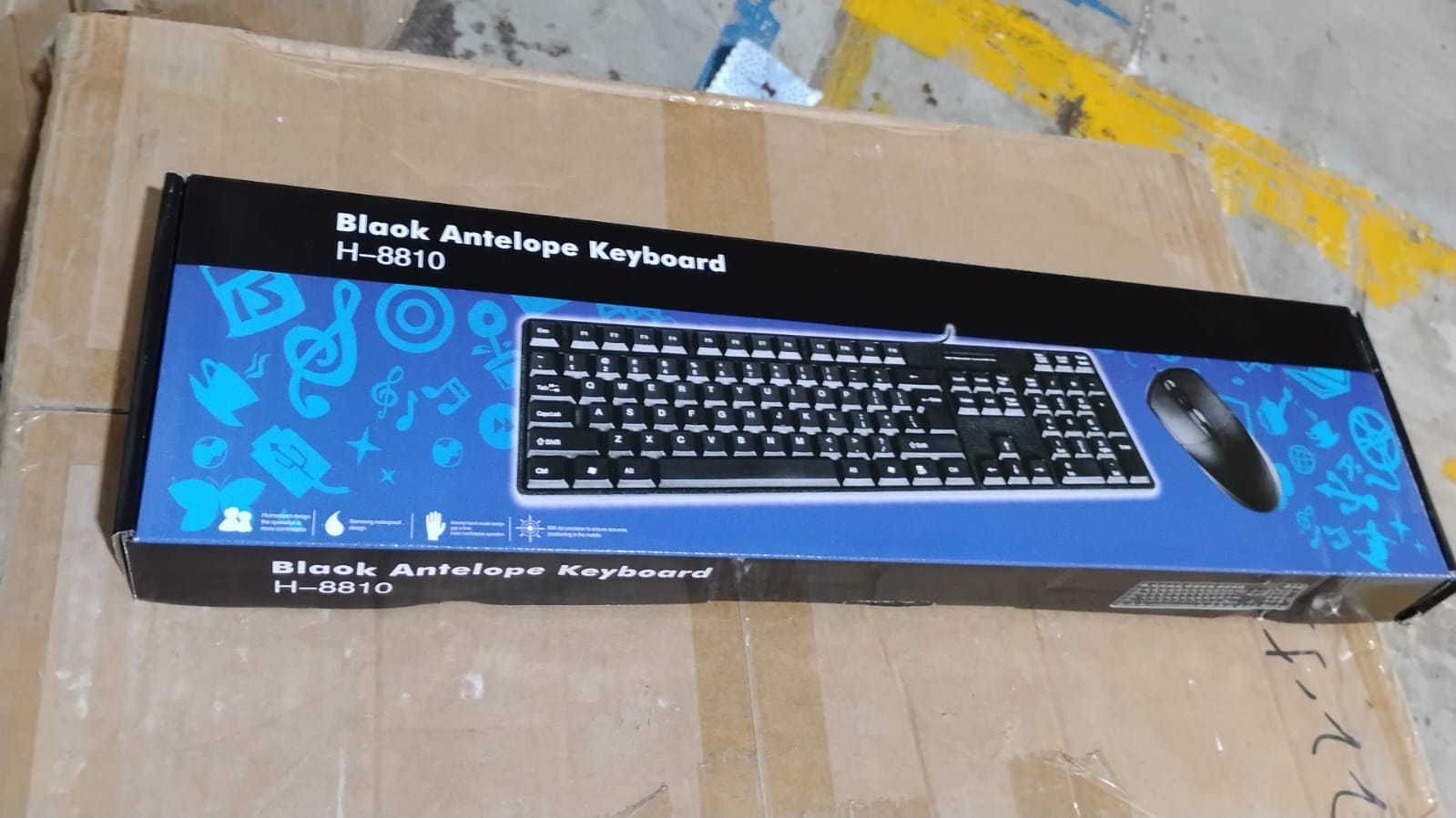 Retail packaging of the Wiregenix Wired Keyboard Mouse Combo, ready for quick setup.