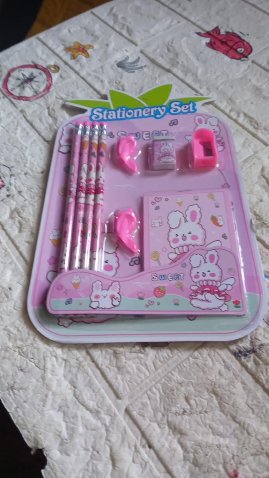 Full view of the Arrive Kit kids' stationery set, ready for use.