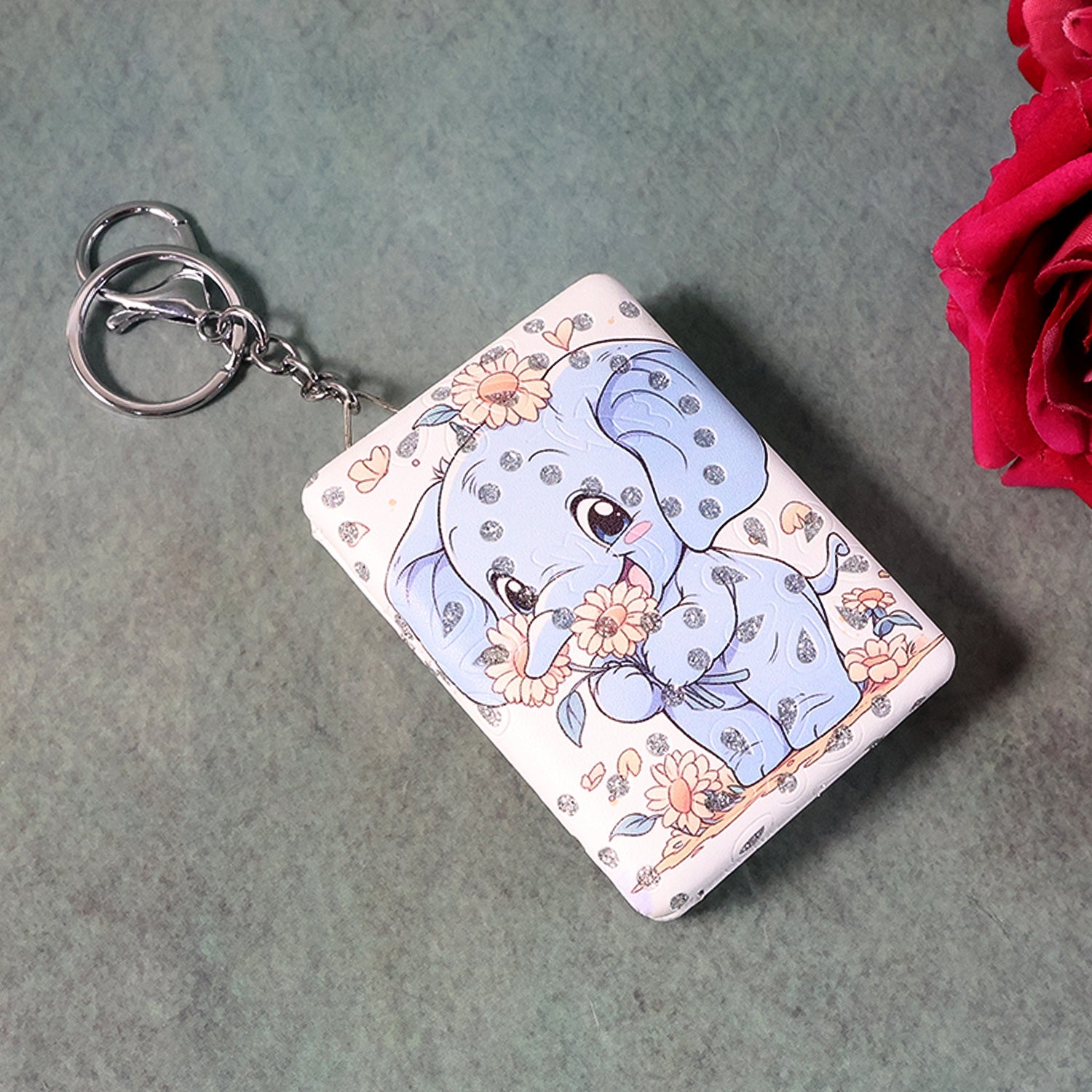 Foldable mirror keychain keyring attachment detail