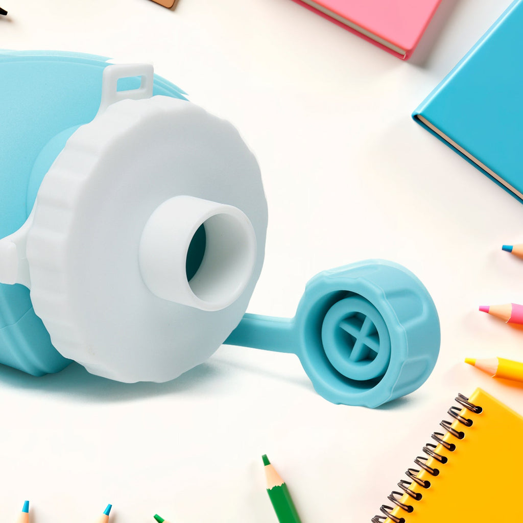 Foldable water bottle made from BPA-free silicone