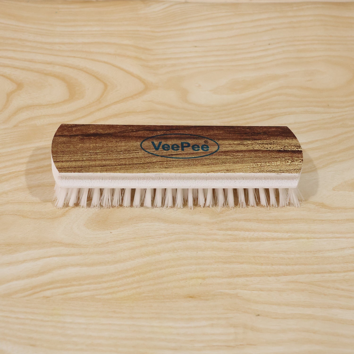 Cloth Washing Scrub Brush Ð Heavy-Duty Nylon Bristles & Wooden Handle