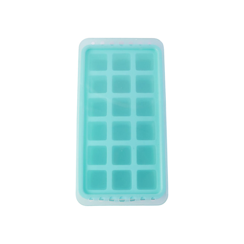 Reusable ice cube tray with lid for freezer convenience