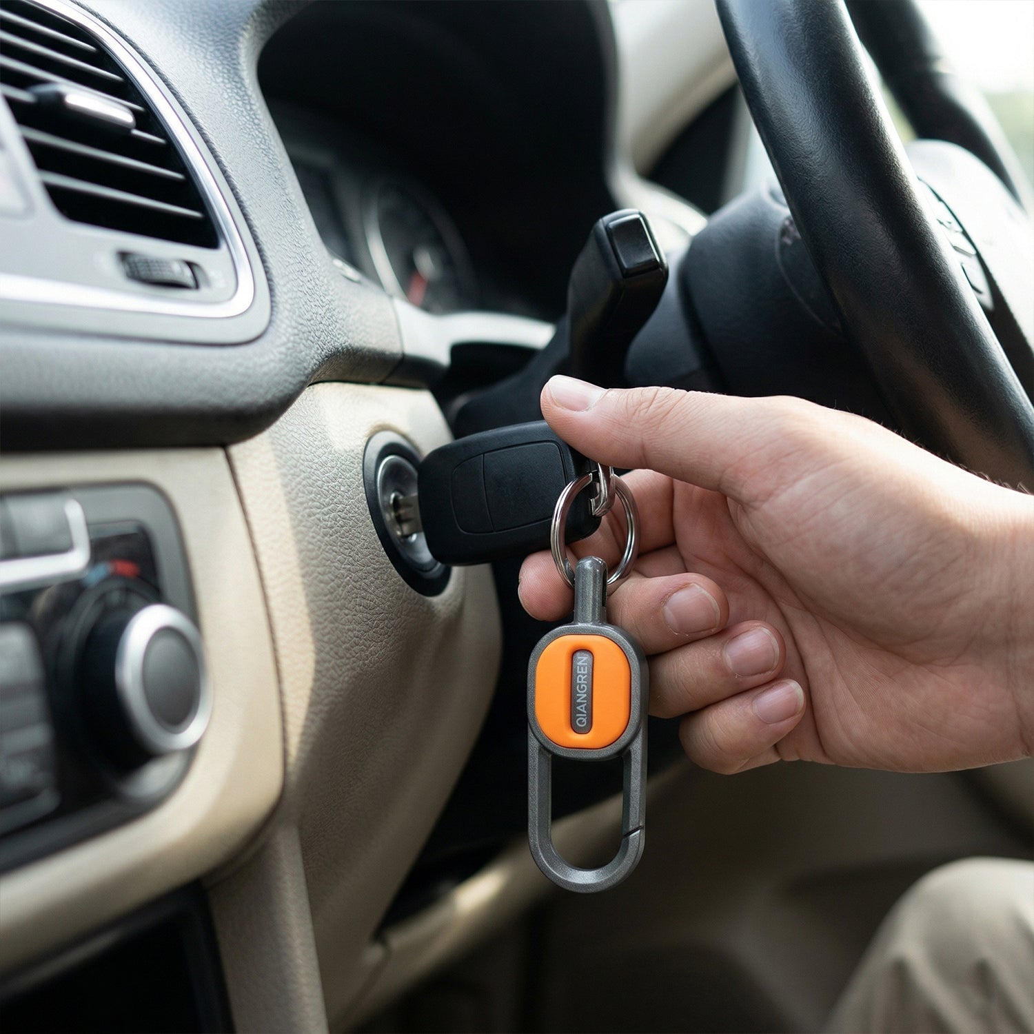 Keychain holding multiple keys on dual rings with metal finish