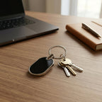 Luxury metal keyring with stylish appearance in gift box