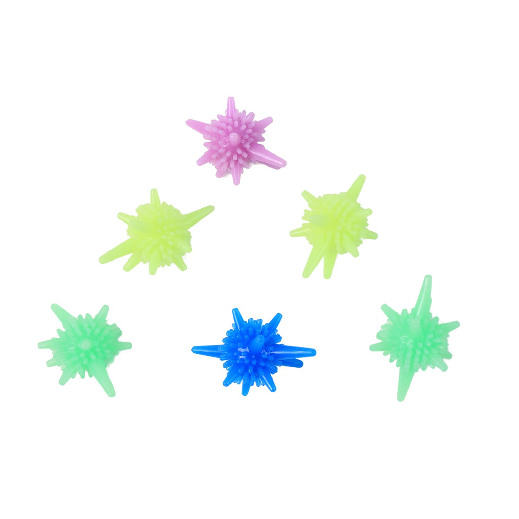 Spiky washing and drying helper balls for pet hair and lint removal