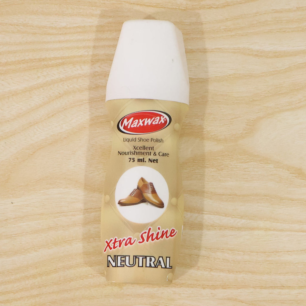 Daily use liquid shoe polish with sponge applicator