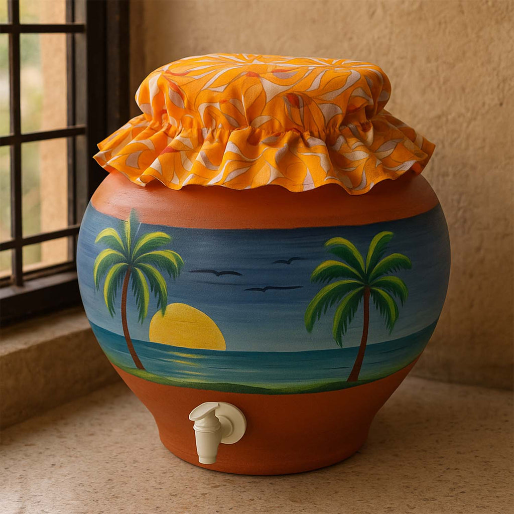 Side angle of elastic matka cover on earthen pot