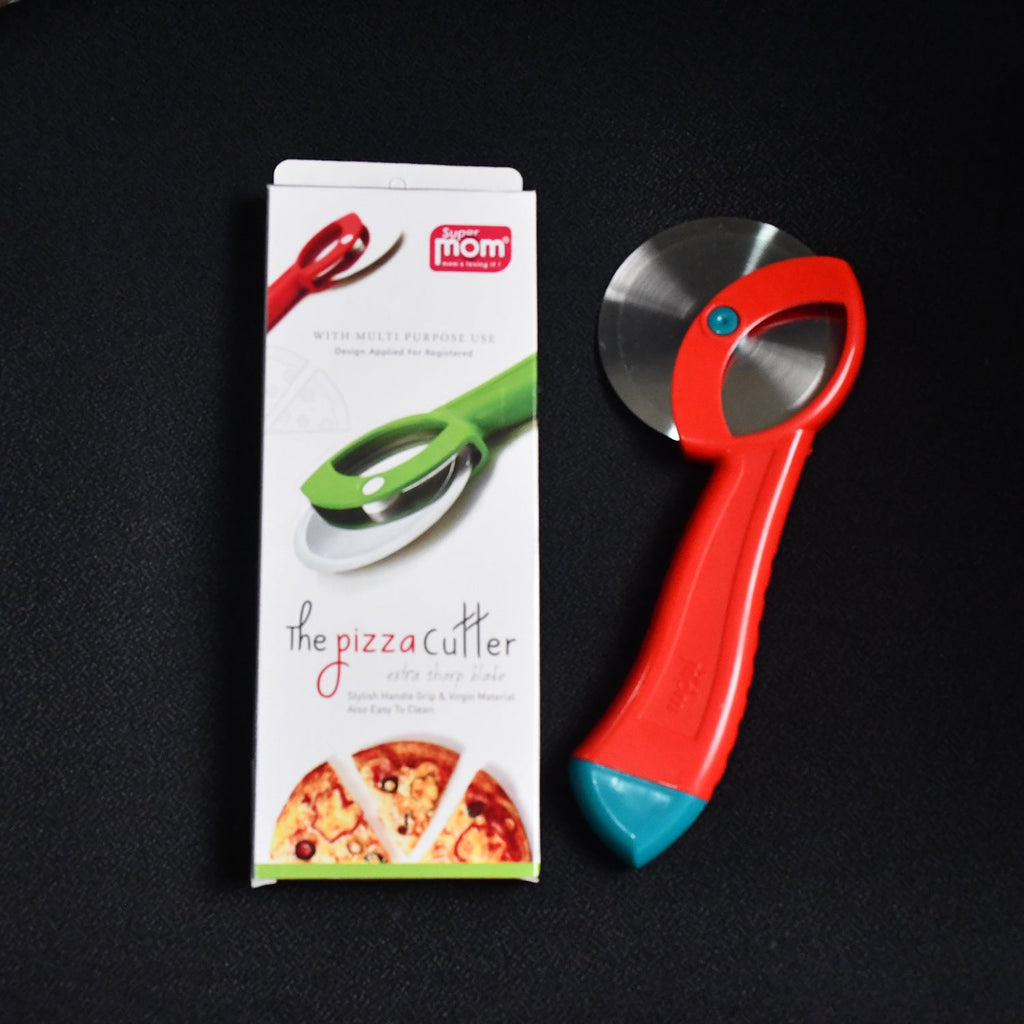 Supermom pizza cutter suitable for professional and home kitchens.