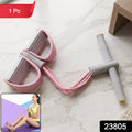 Elastic resistance rope with foot pedal support for stable workout sessions