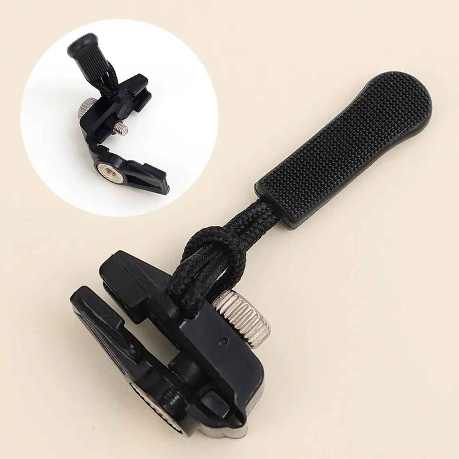 Comparison image showing the detachable zipper slider compatible with various zipper types.