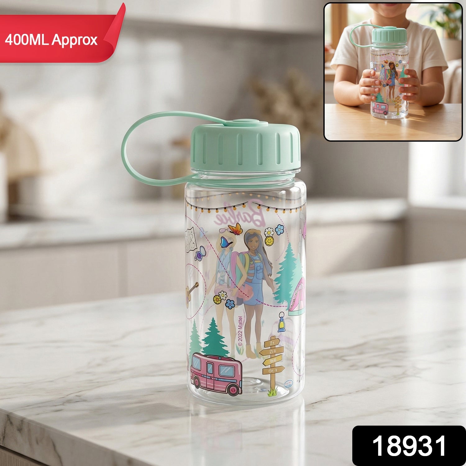 Closed lid of kids printed water bottle