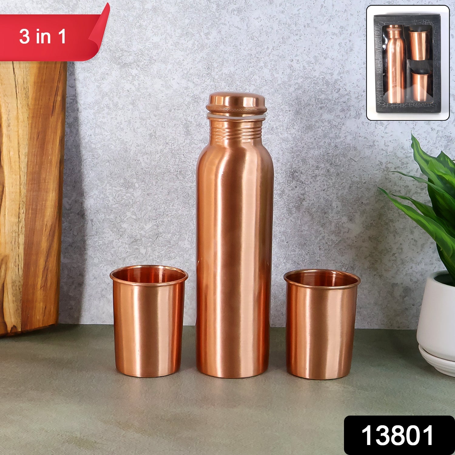 Close-up of the pure copper bottle showcasing its unique honeycomb etched design.