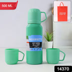 Hot and cold insulated thermos flask with leak-proof lid in green color