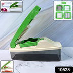 Ergonomic handle on Supermom vegetable chopper for comfortable use